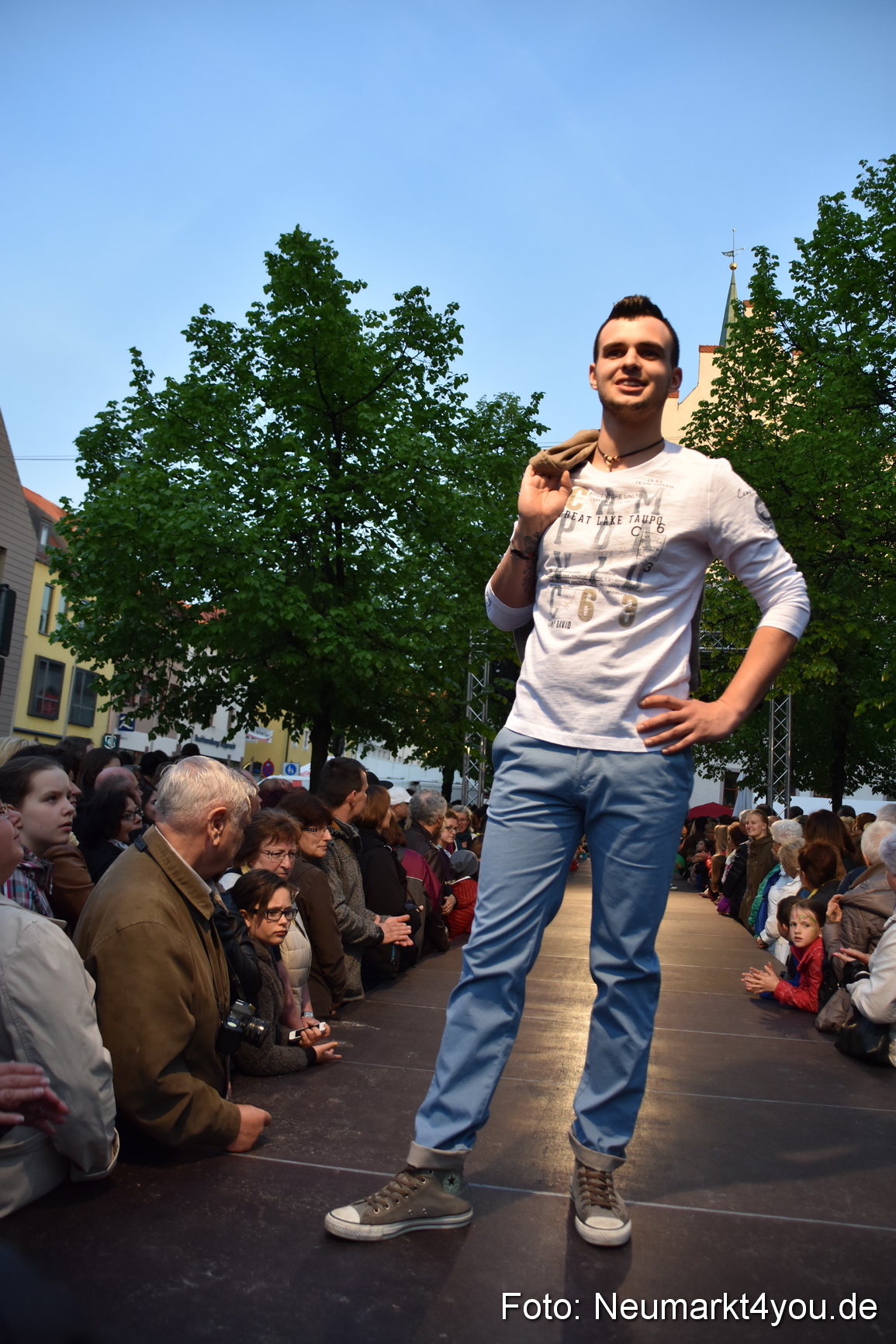 Modenschau Nacht der Sinne Neumarkt 090515 0047