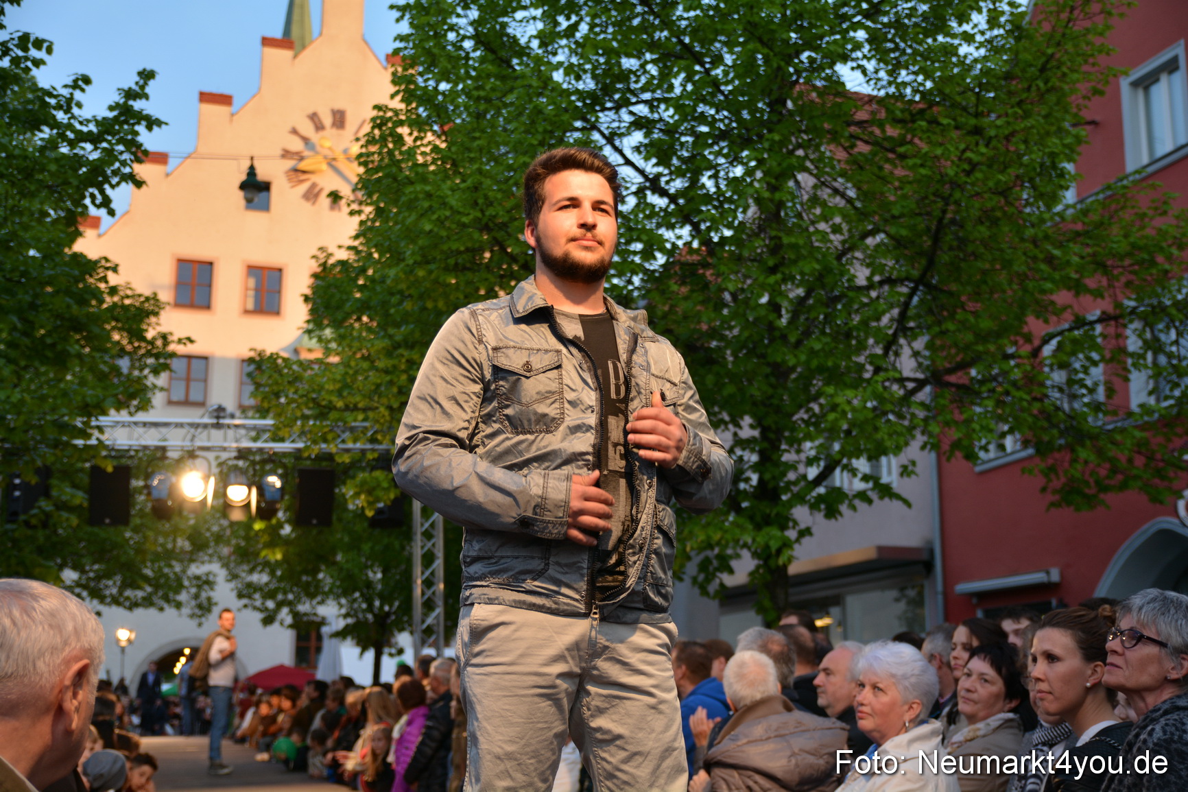 Modenschau Nacht der Sinne Neumarkt 090515 0050