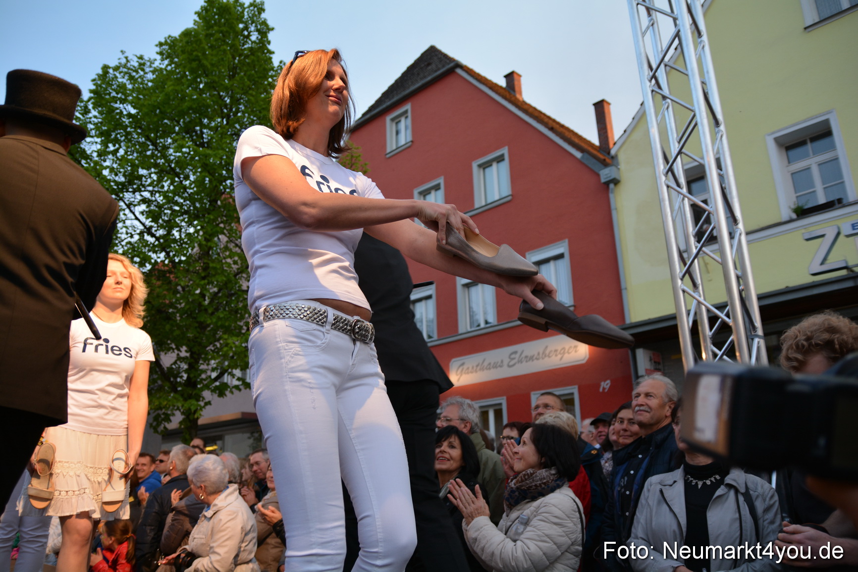 Modenschau Nacht der Sinne Neumarkt 090515 0057