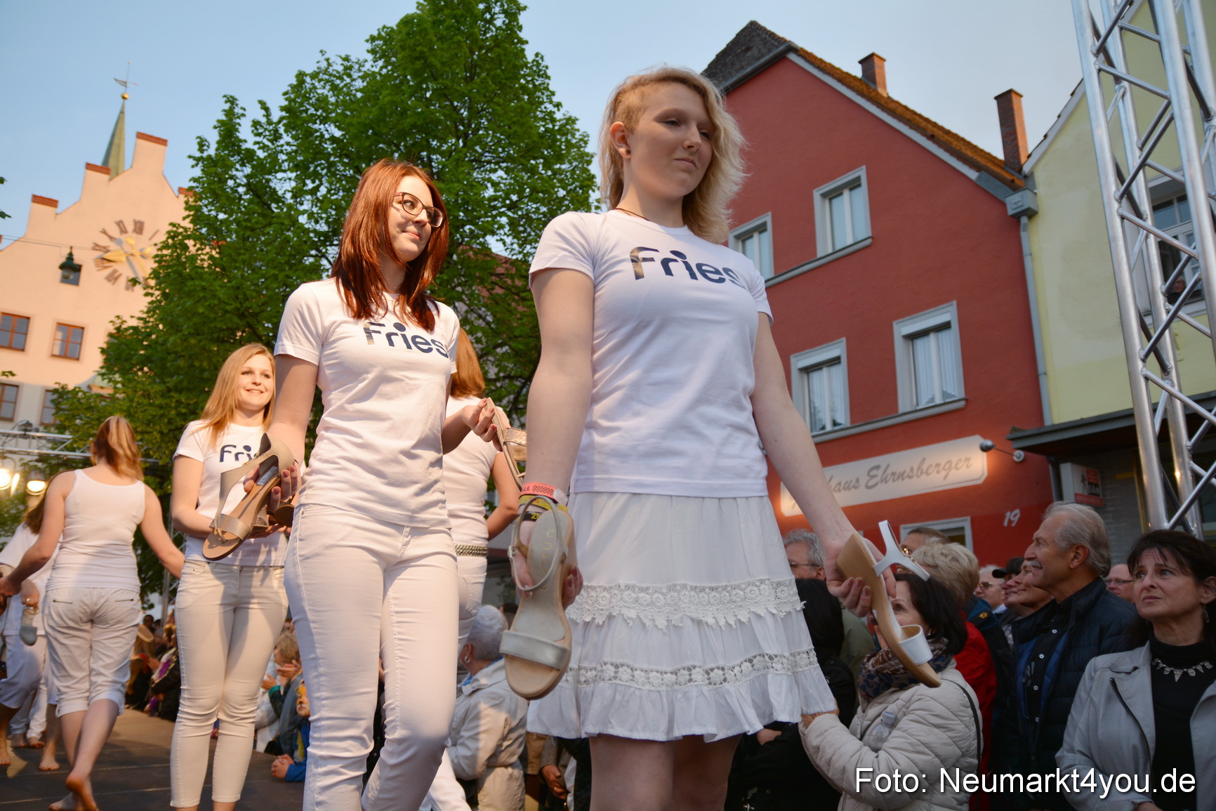Modenschau Nacht der Sinne Neumarkt 090515 0058