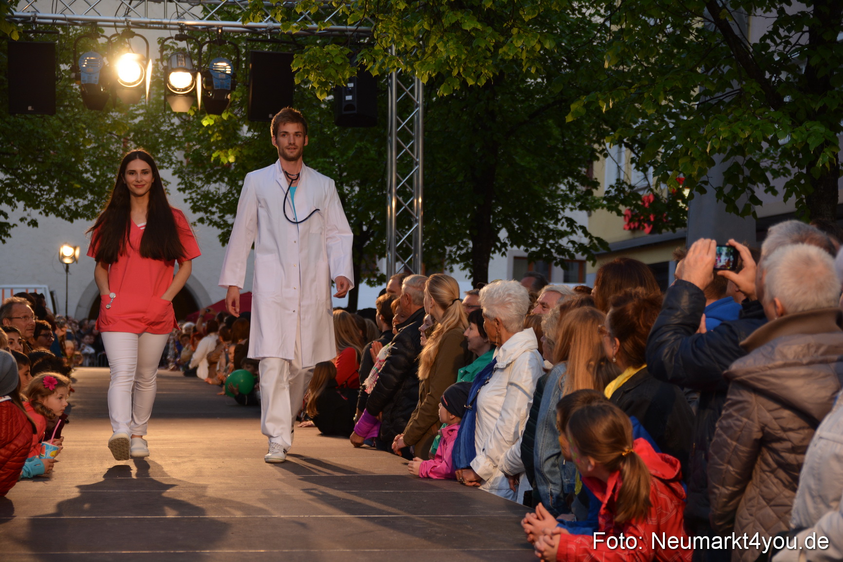 Modenschau Nacht der Sinne Neumarkt 090515 0066
