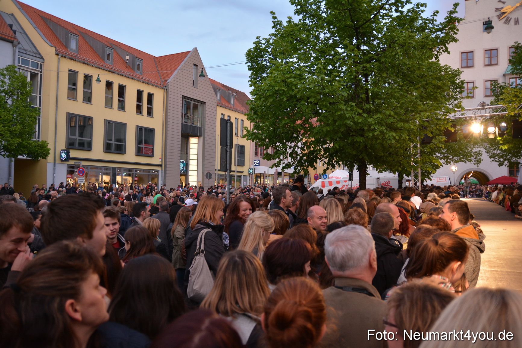 Modenschau Nacht der Sinne Neumarkt 090515 0094