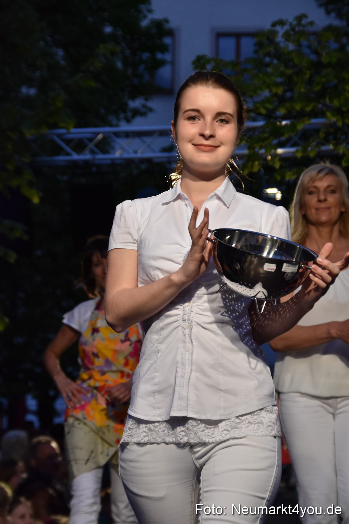 Modenschau Nacht der Sinne Neumarkt 090515 0109