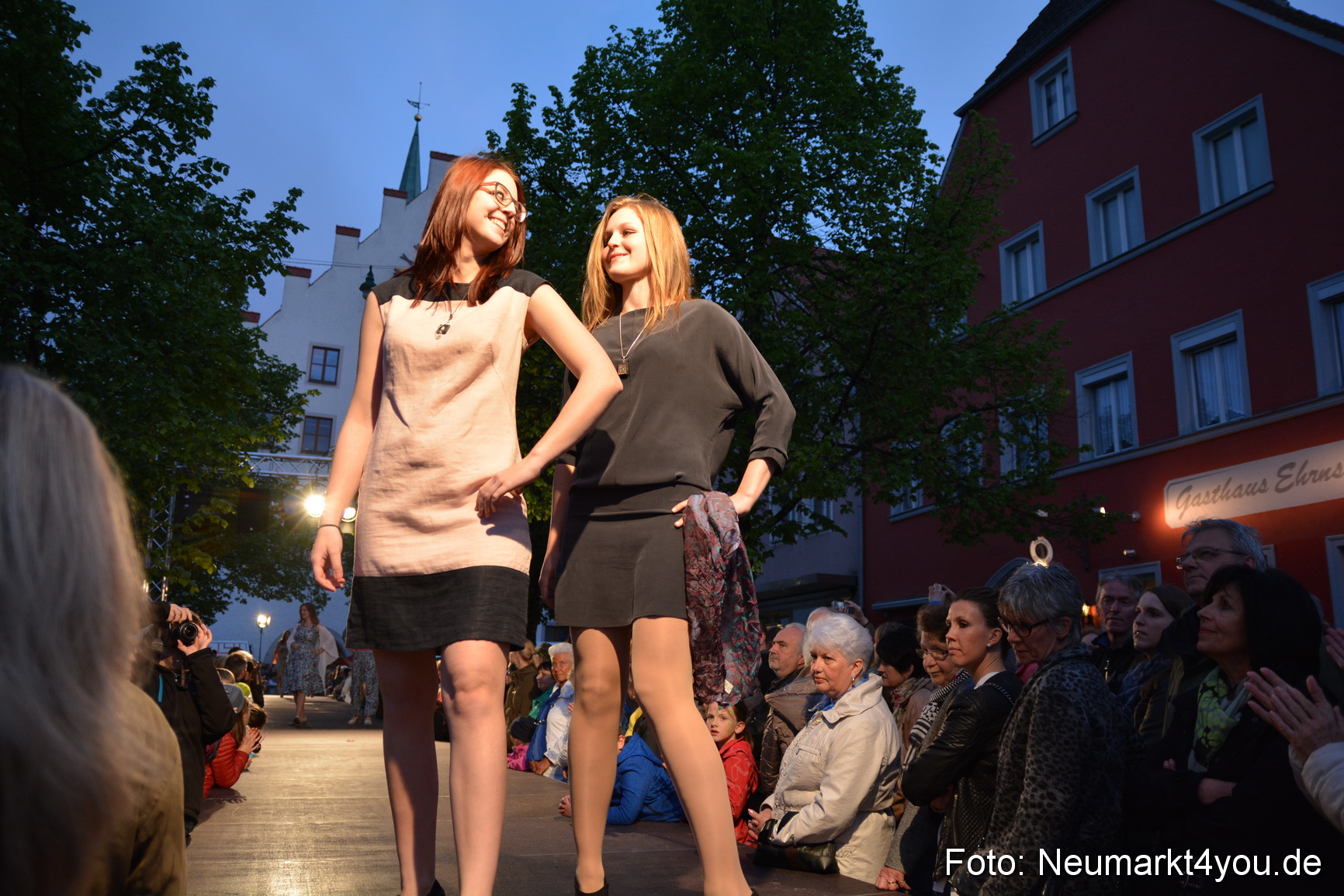 Modenschau Nacht der Sinne Neumarkt 090515 0117