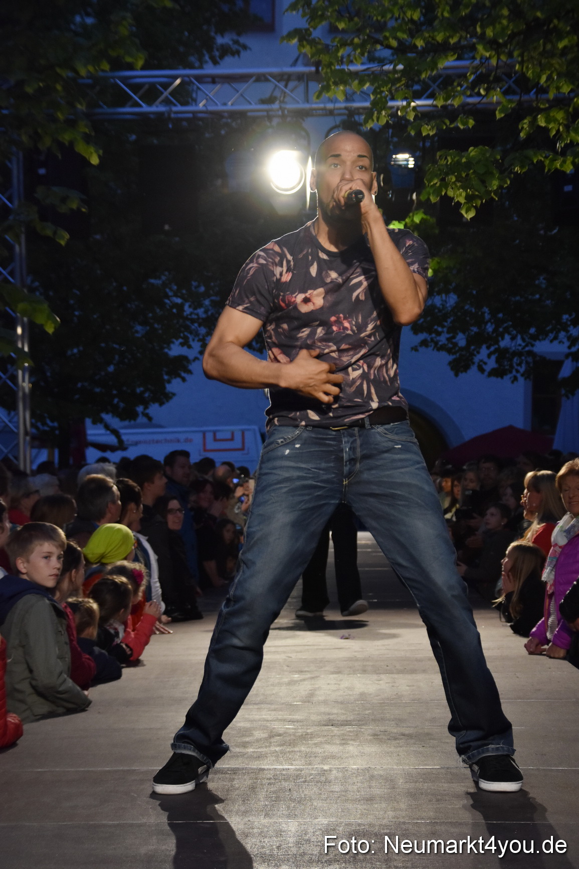 Modenschau Nacht der Sinne Neumarkt 090515 0125