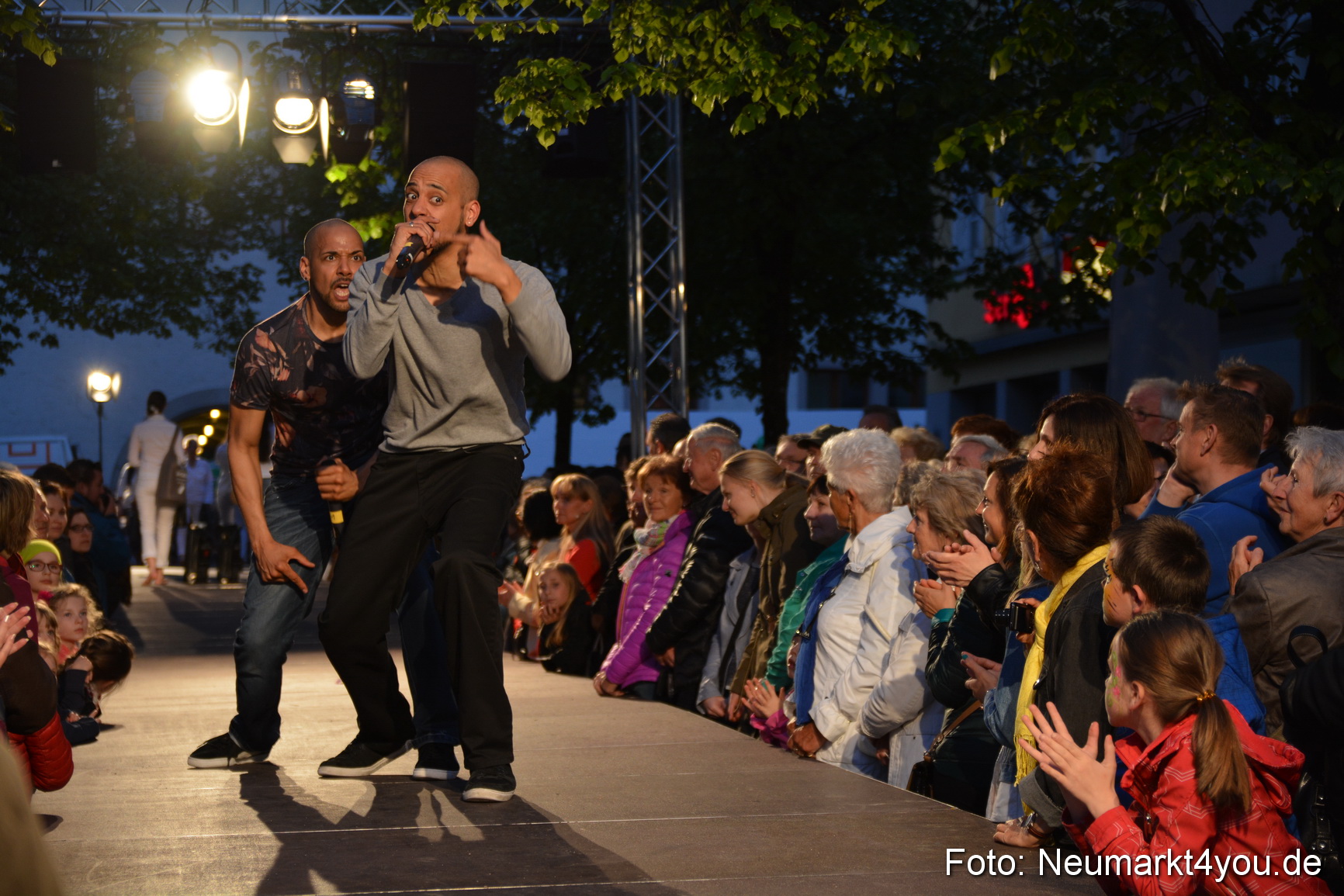 Modenschau Nacht der Sinne Neumarkt 090515 0127