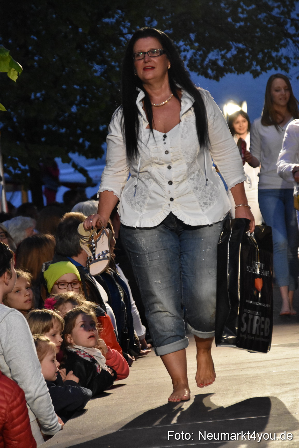 Modenschau Nacht der Sinne Neumarkt 090515 0130