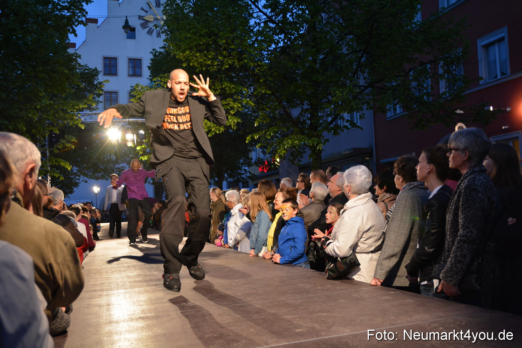 Modenschau Nacht der Sinne Neumarkt 090515 0140