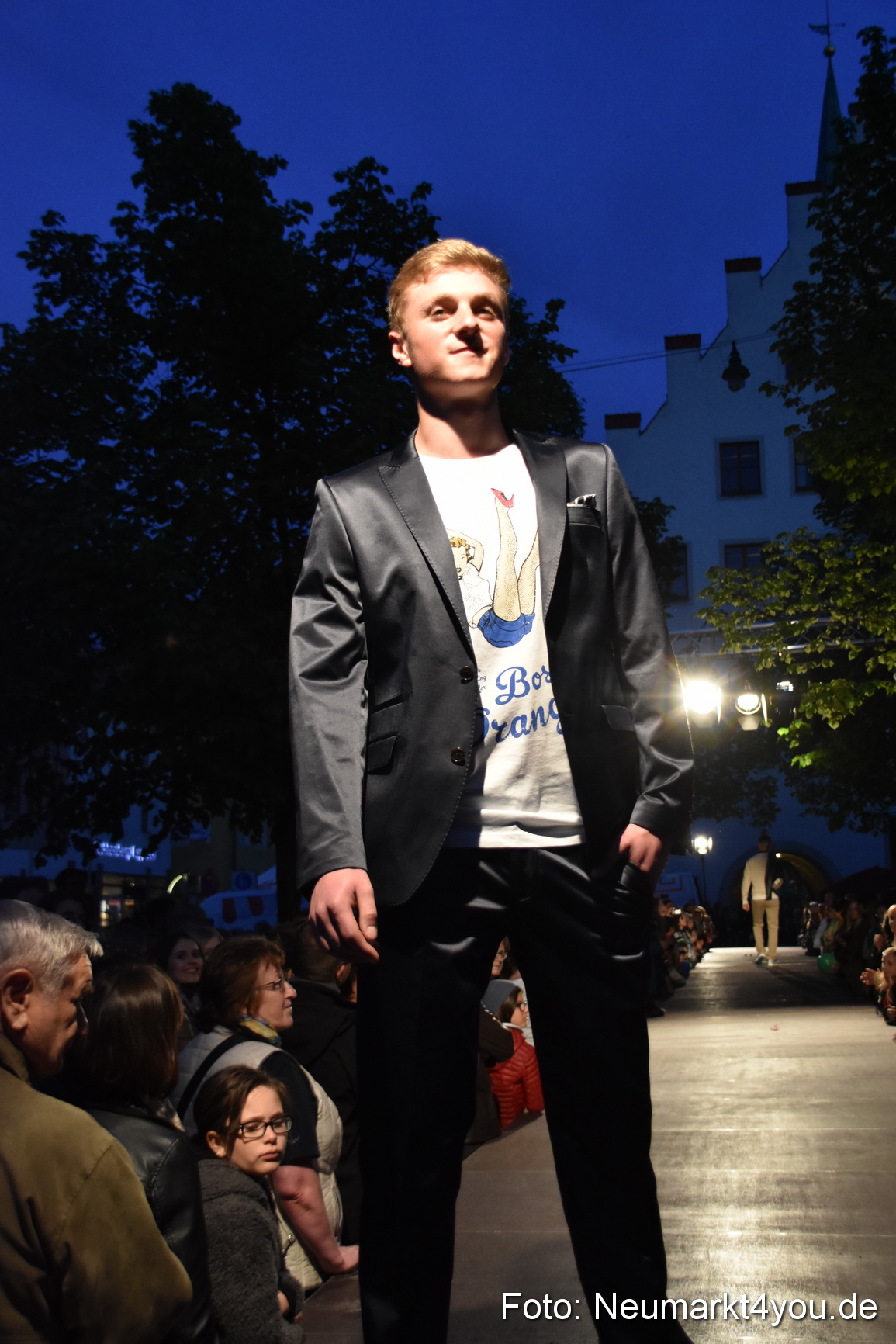 Modenschau Nacht der Sinne Neumarkt 090515 0149