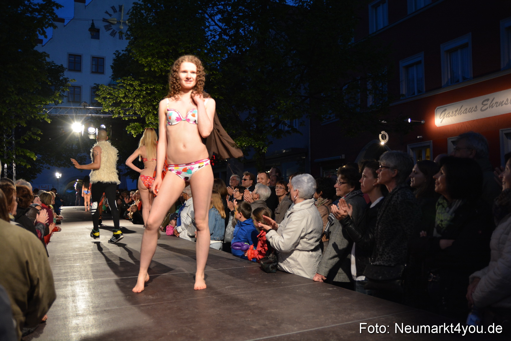 Modenschau Nacht der Sinne Neumarkt 090515 0169