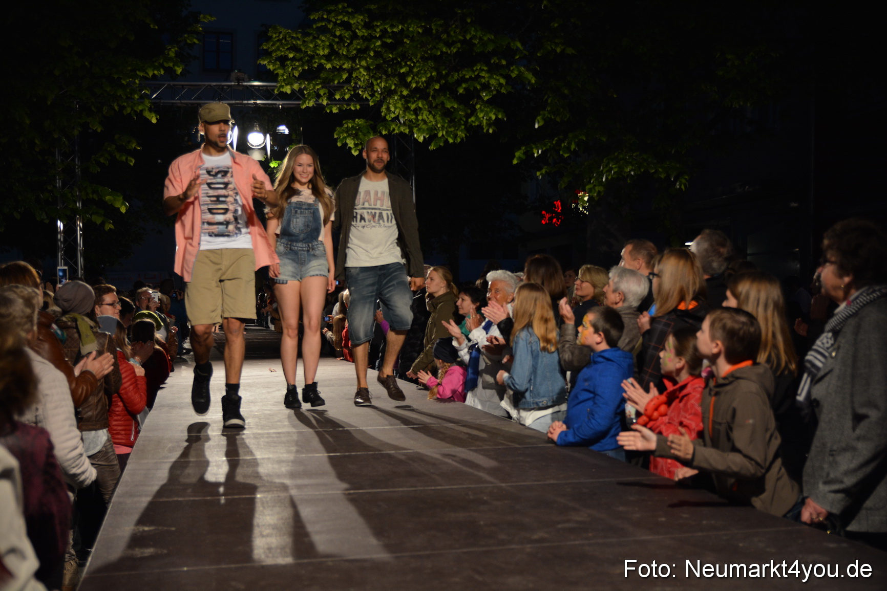 Modenschau Nacht der Sinne Neumarkt 090515 0195