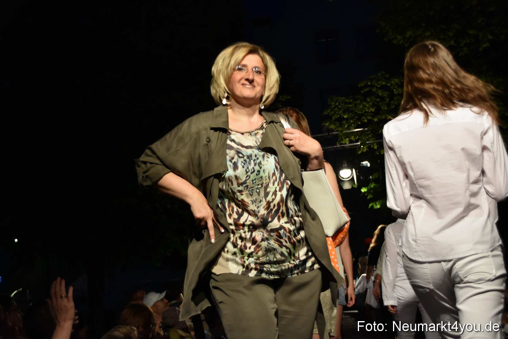 Modenschau Nacht der Sinne Neumarkt 090515 0203