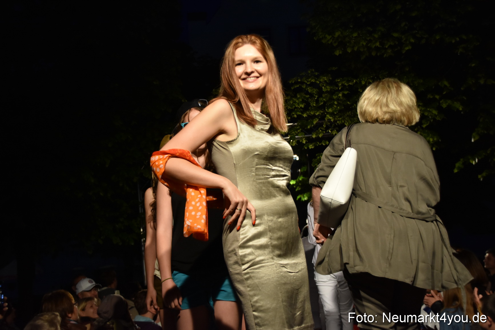 Modenschau Nacht der Sinne Neumarkt 090515 0204