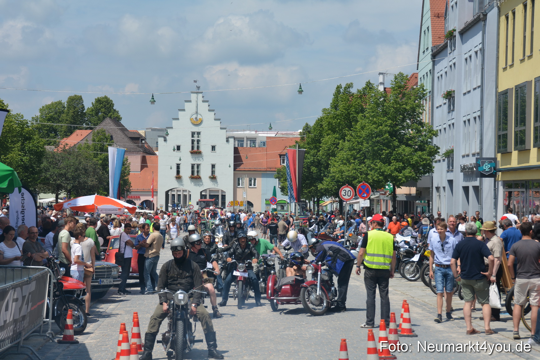 7 Oldtimertreffen Neumarkt 070615 0377