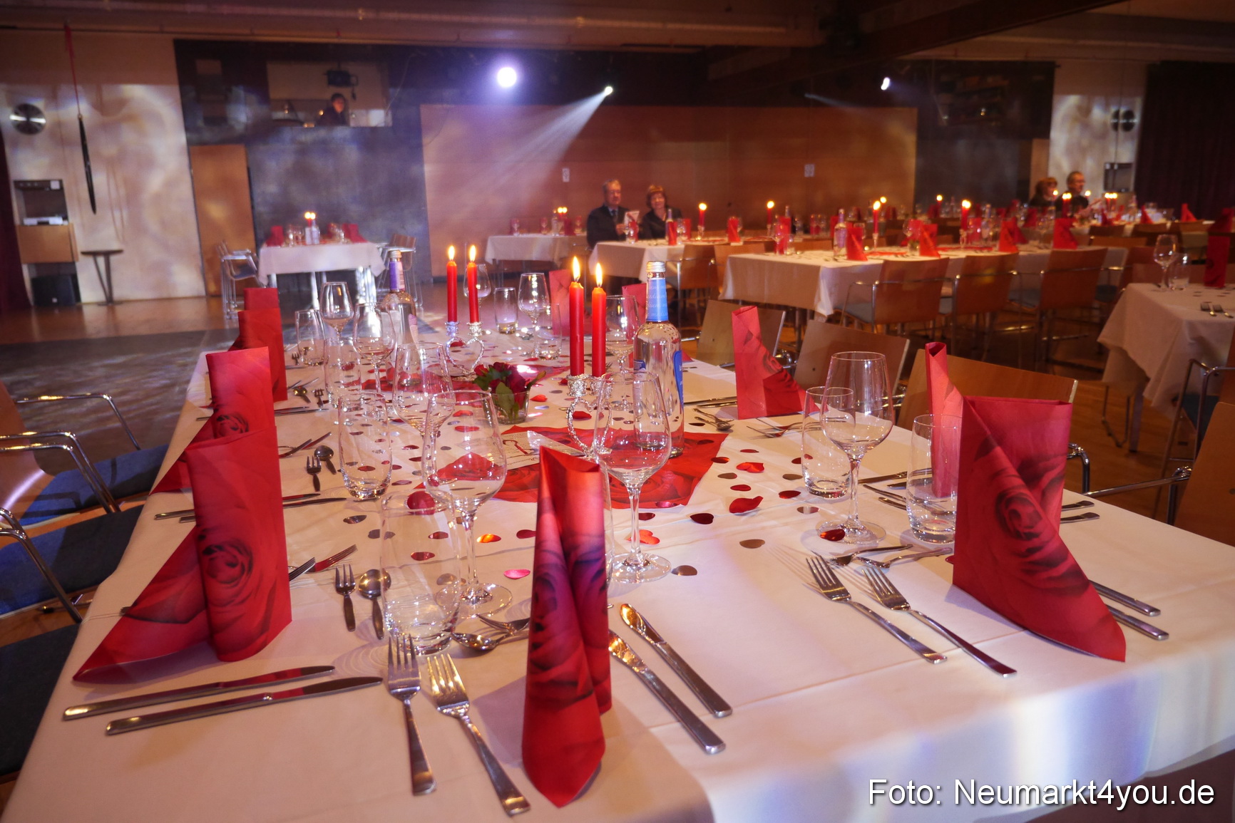 Valentinspalazzo Centrum Neumarkt 140215 0002