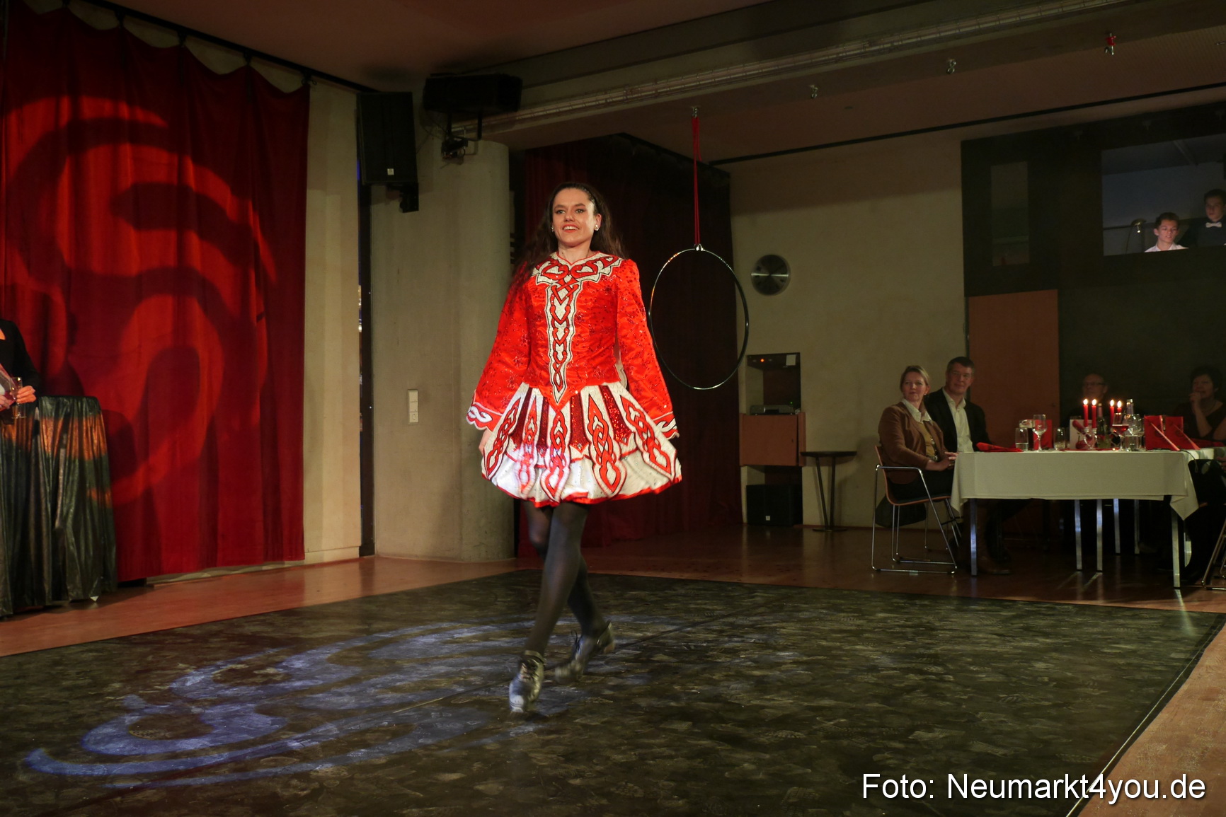 Valentinspalazzo Centrum Neumarkt 140215 0039