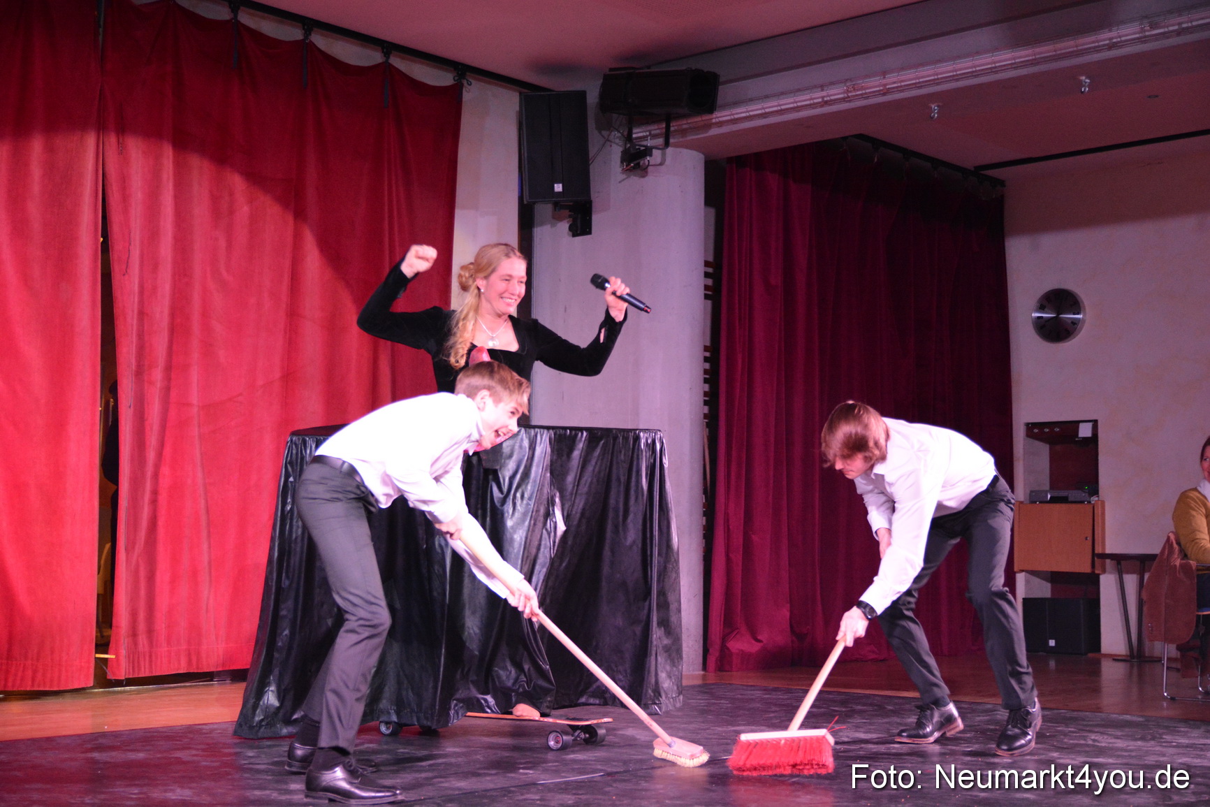 Valentinspalazzo Centrum Neumarkt 140215 0117