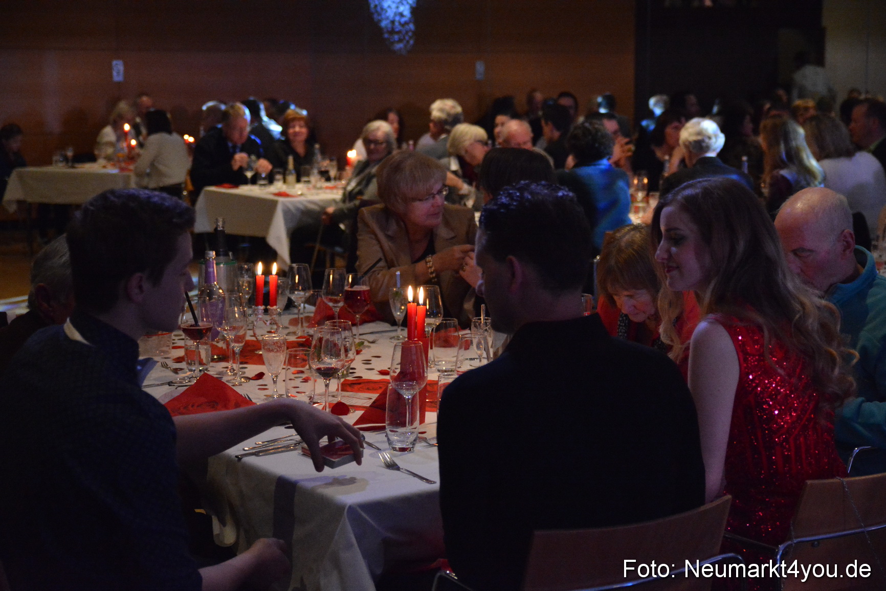 Valentinspalazzo Centrum Neumarkt 140215 0152