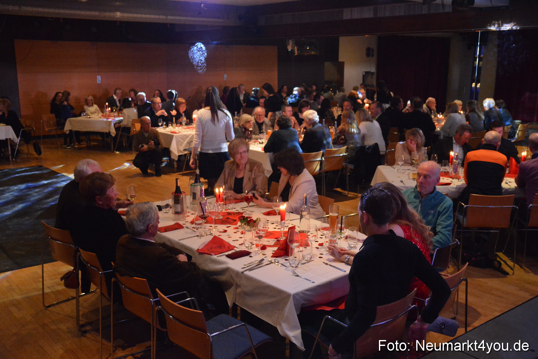 Valentinspalazzo Centrum Neumarkt 140215 0153