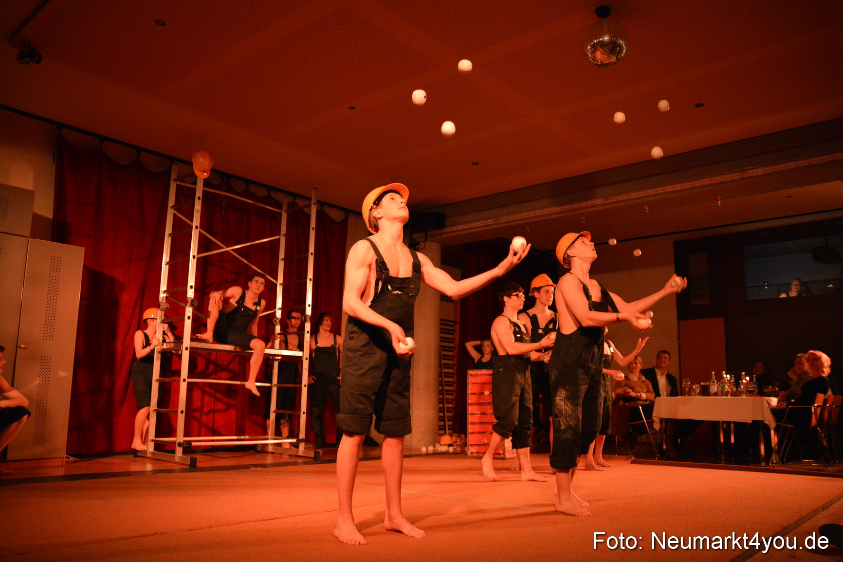 Valentinspalazzo Centrum Neumarkt 140215 0169