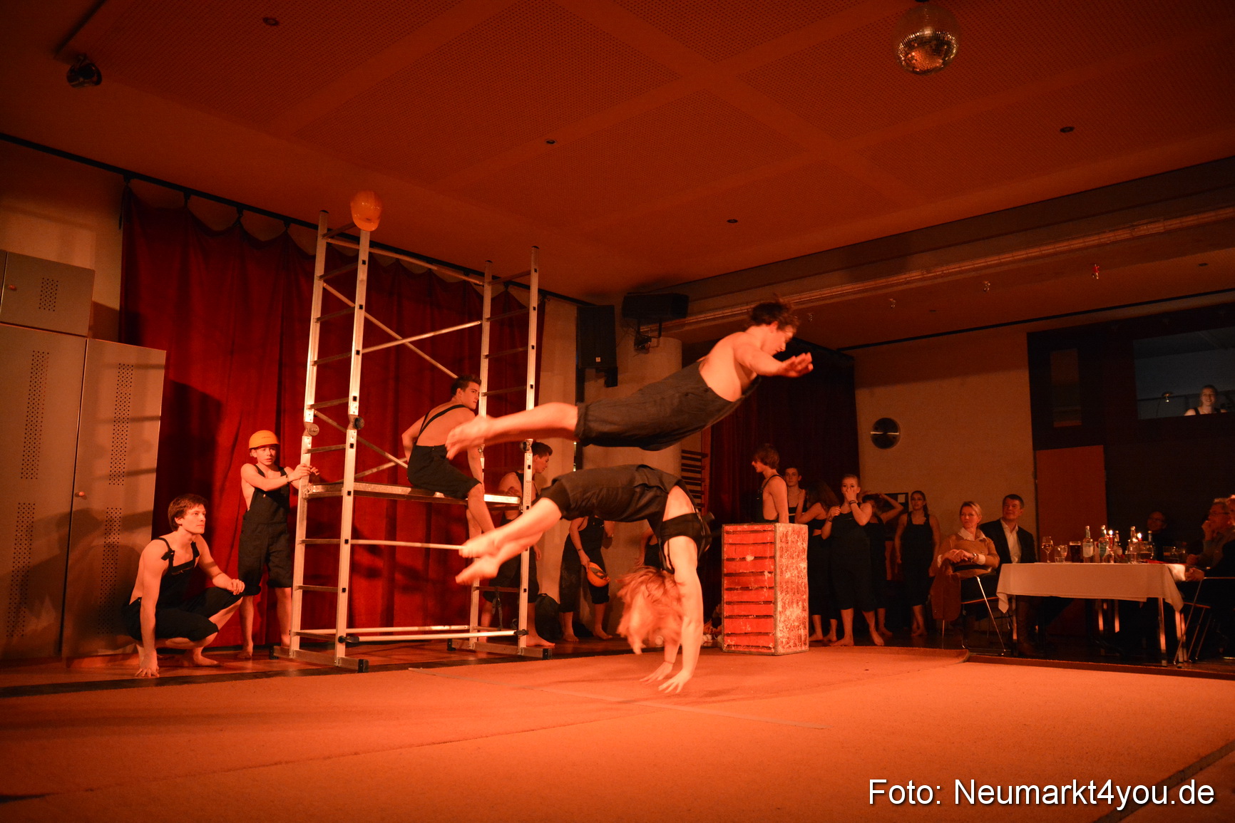 Valentinspalazzo Centrum Neumarkt 140215 0172