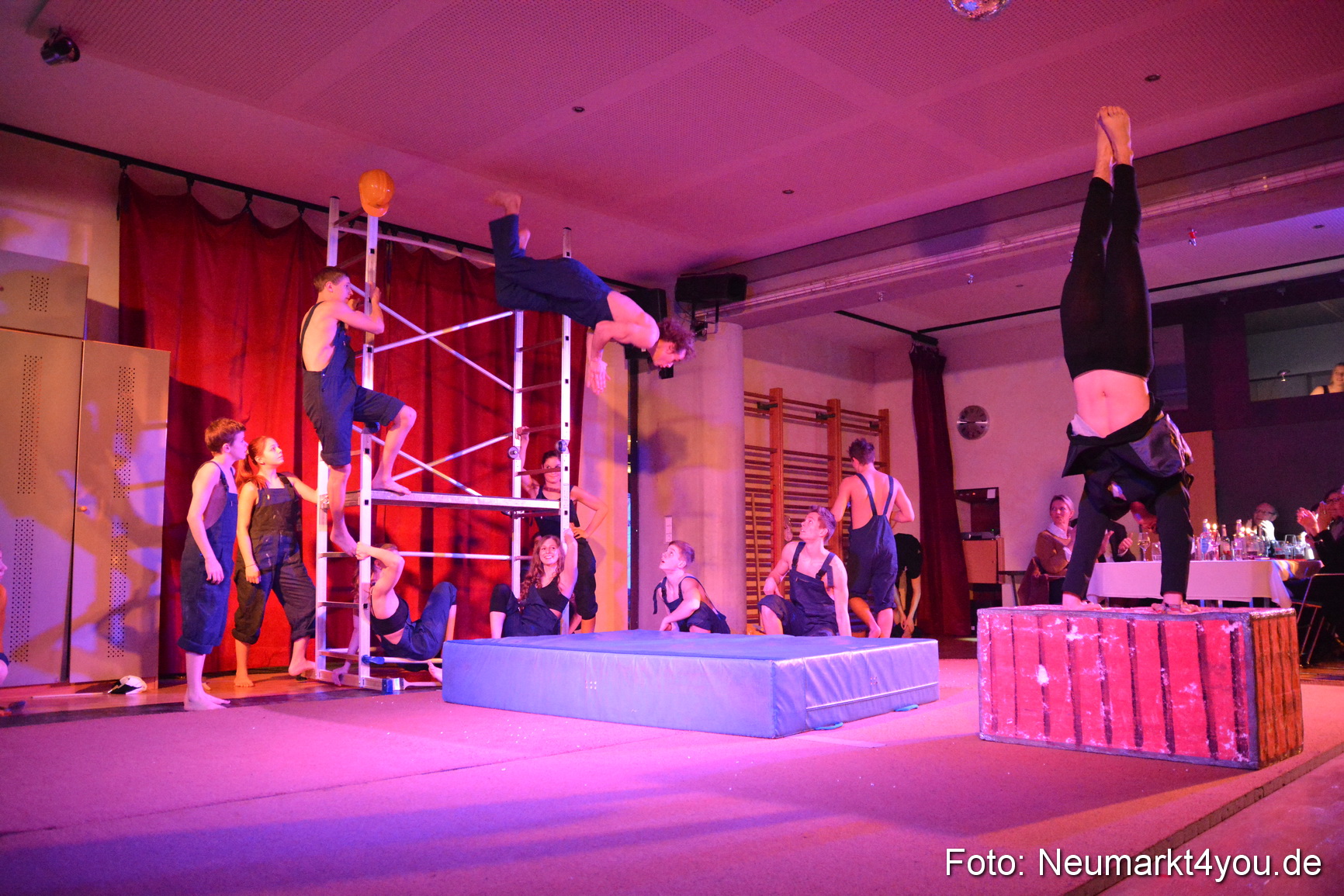 Valentinspalazzo Centrum Neumarkt 140215 0202