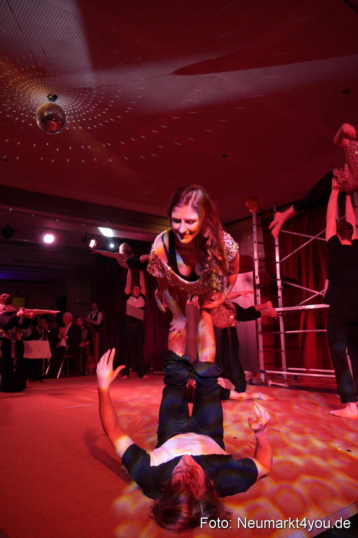 Valentinspalazzo Centrum Neumarkt 140215 0214