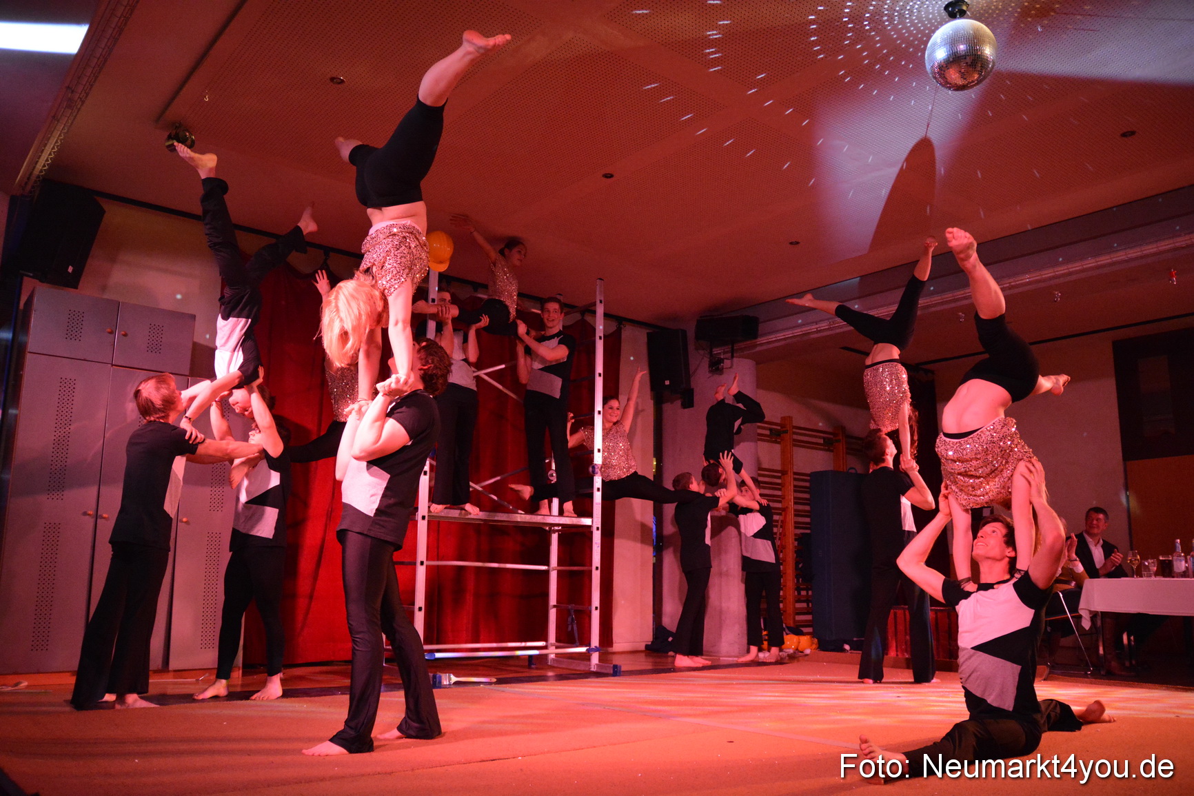 Valentinspalazzo Centrum Neumarkt 140215 0226