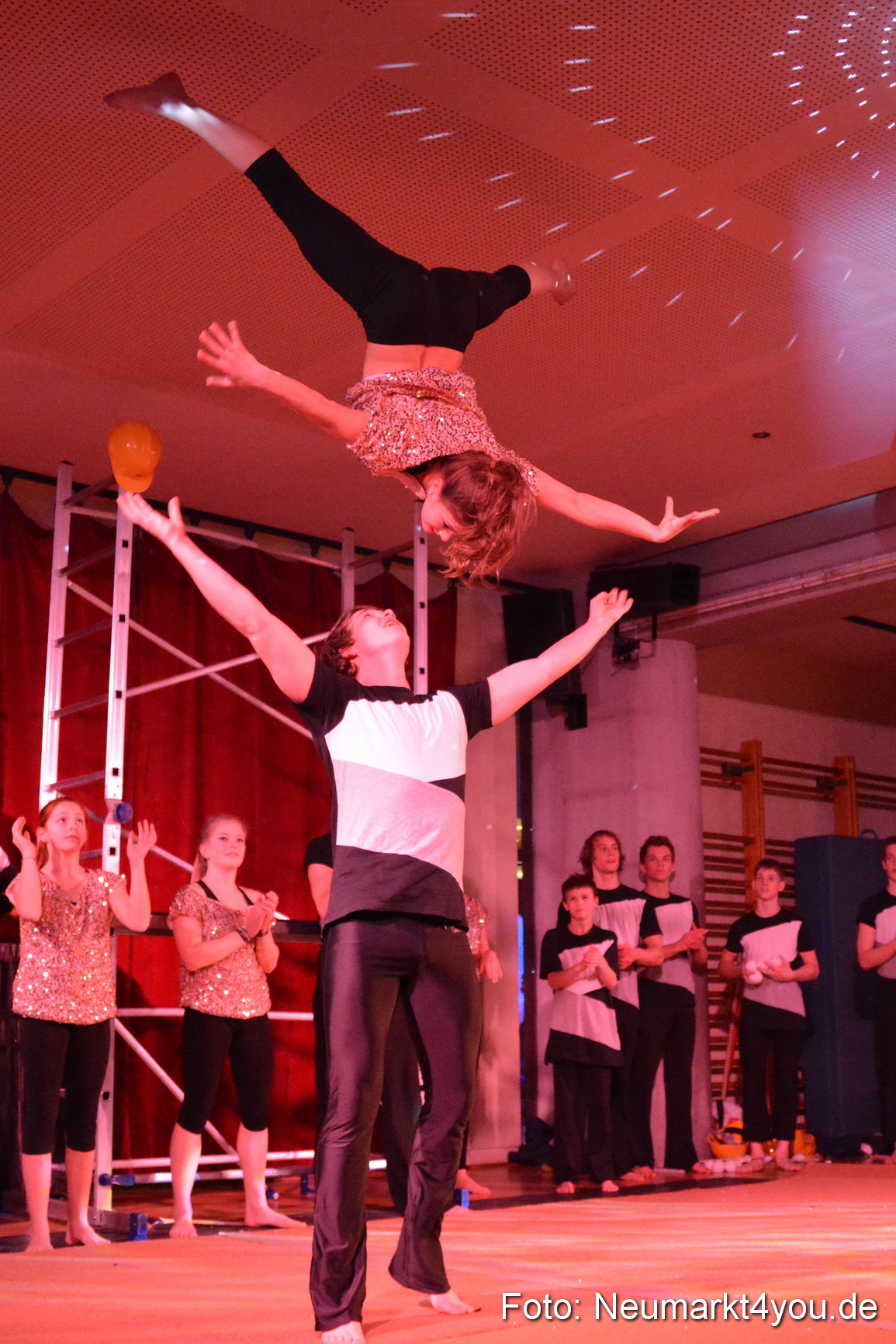 Valentinspalazzo Centrum Neumarkt 140215 0232