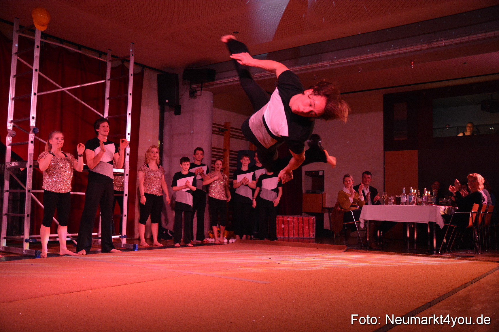 Valentinspalazzo Centrum Neumarkt 140215 0235