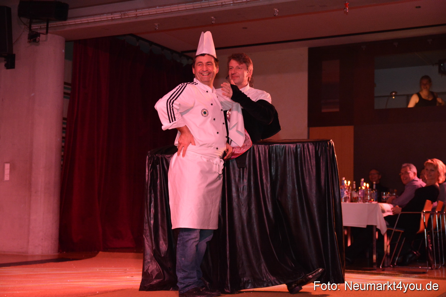 Valentinspalazzo Centrum Neumarkt 140215 0239