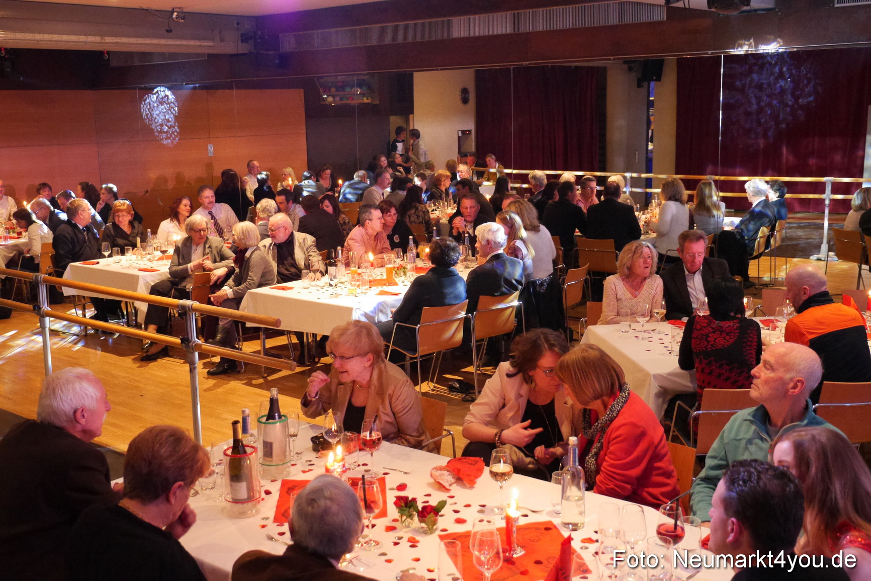 Valentinspalazzo Centrum Neumarkt 140215 0249