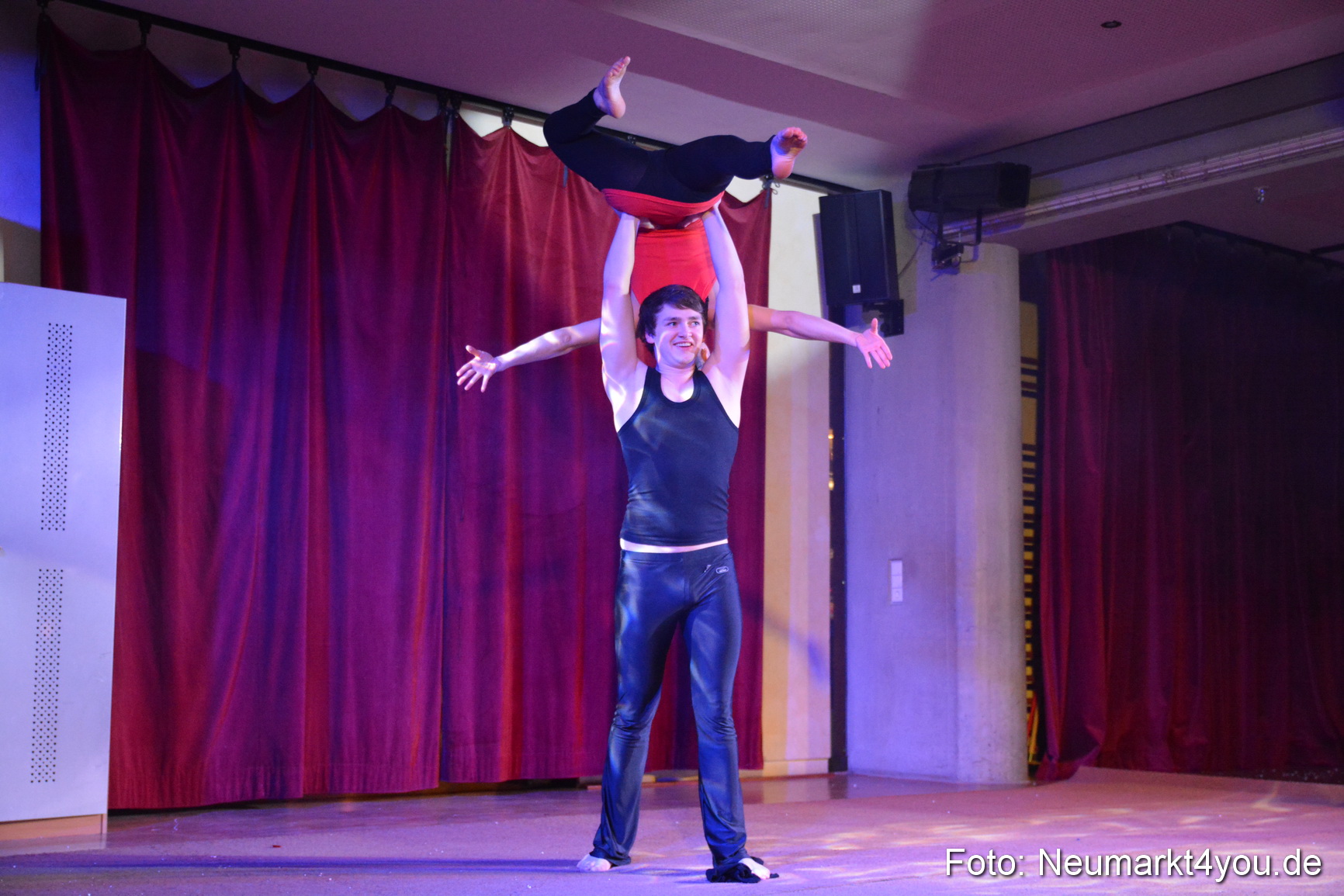 Valentinspalazzo Centrum Neumarkt 140215 0290