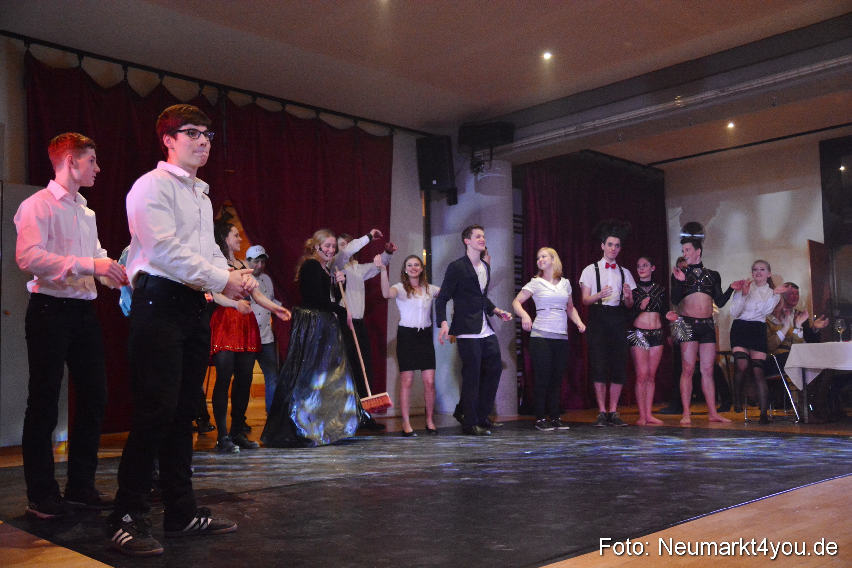 Valentinspalazzo Centrum Neumarkt 140215 0341