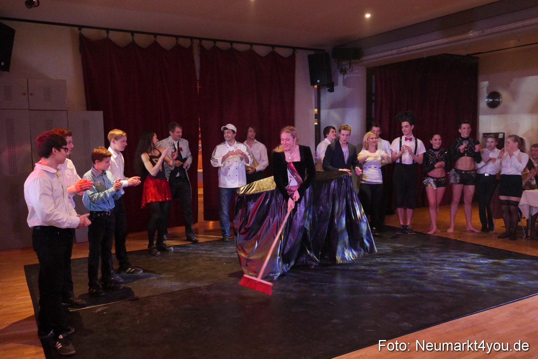 Valentinspalazzo Centrum Neumarkt 140215 0342