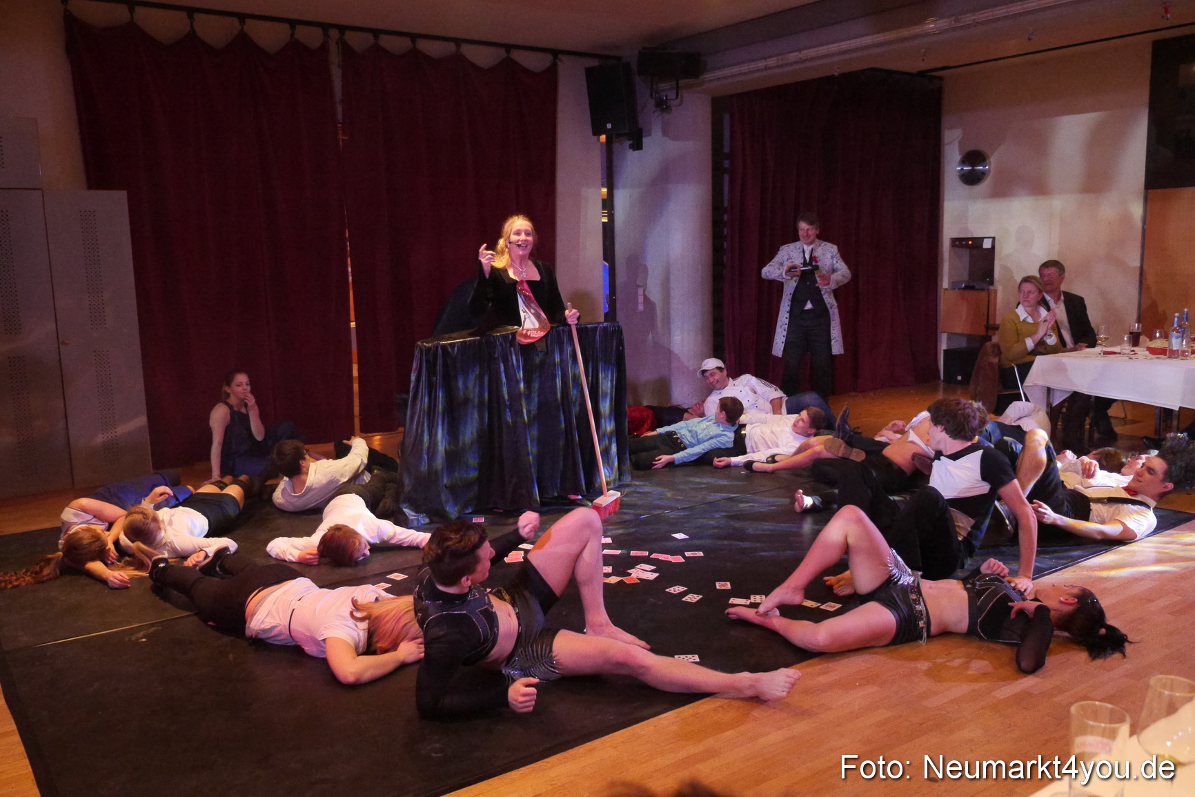 Valentinspalazzo Centrum Neumarkt 140215 0345