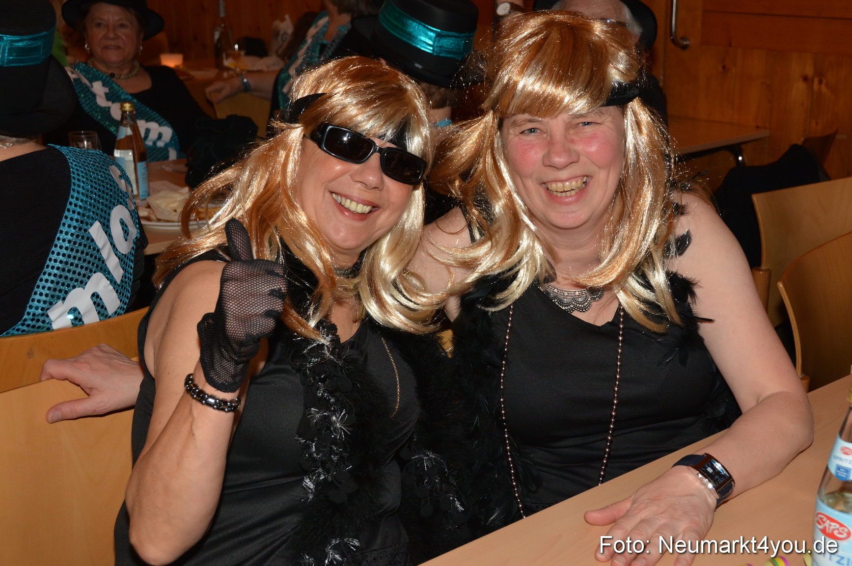 Weiberfasching Neumarkt 120215 0003