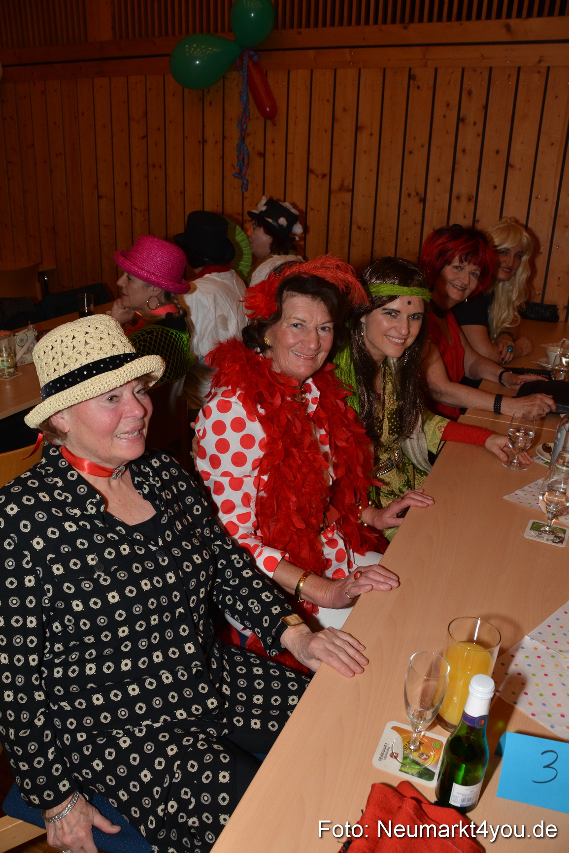 Weiberfasching Neumarkt 120215 0005