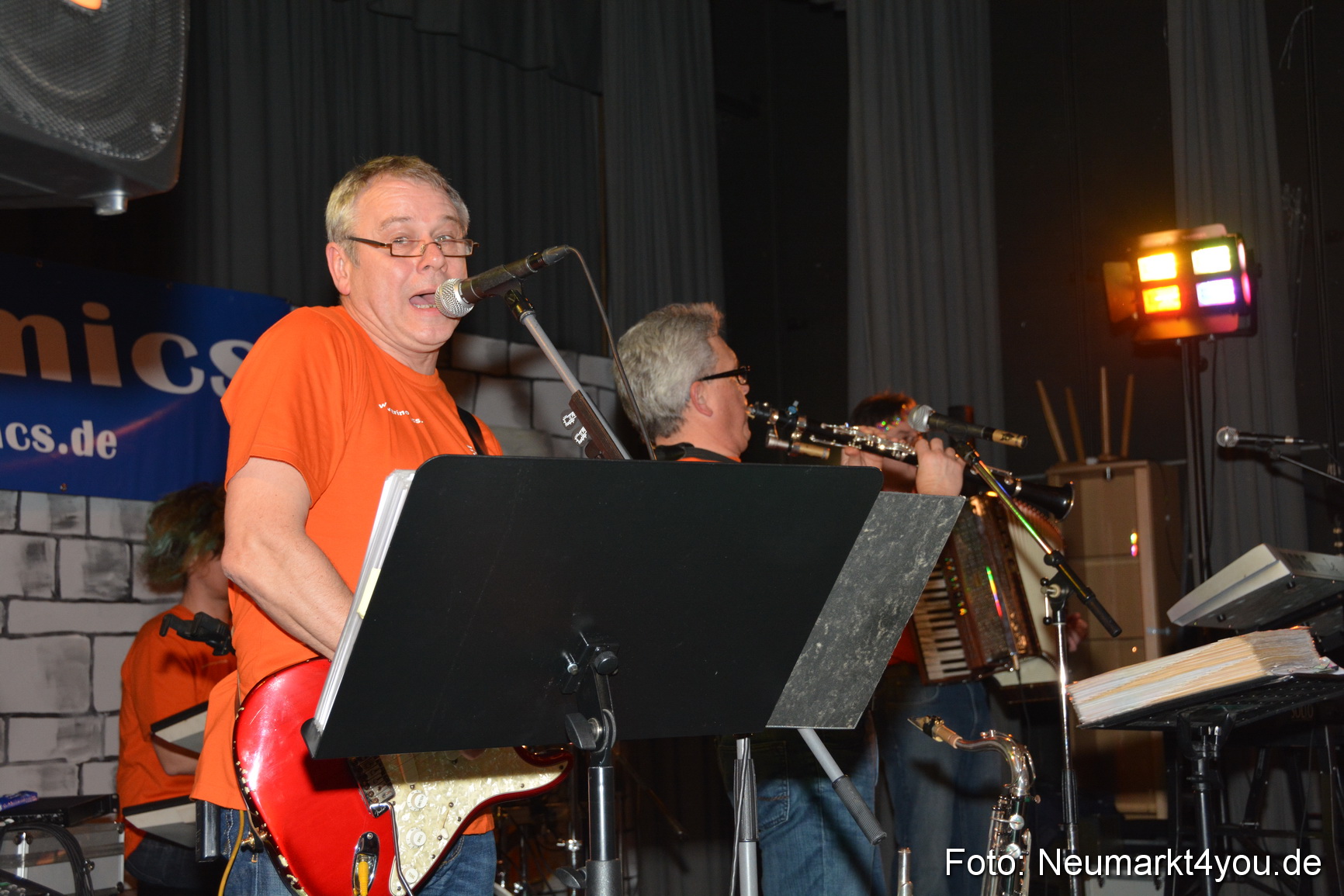 Weiberfasching Neumarkt 120215 0015