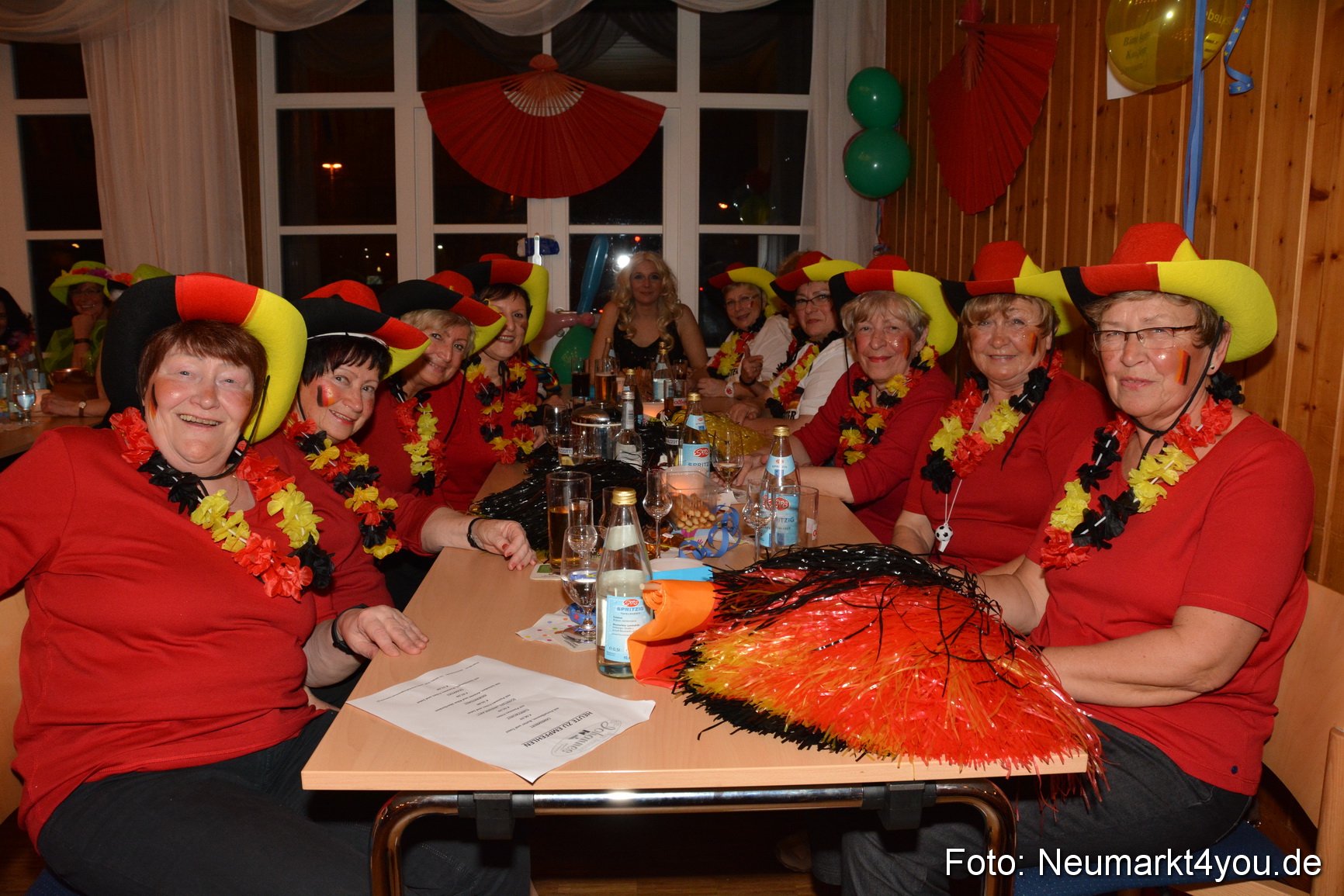 Weiberfasching Neumarkt 120215 0021