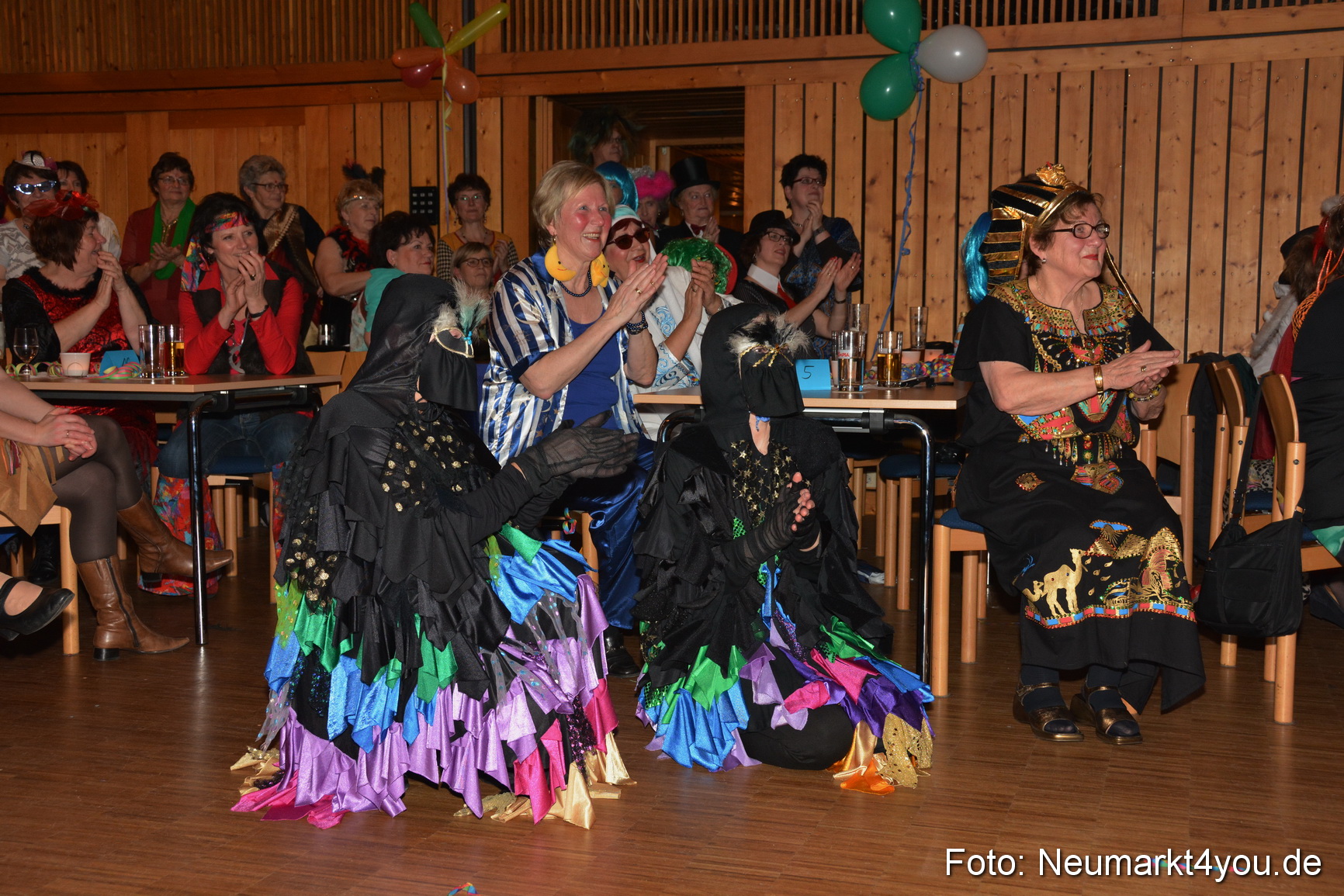 Weiberfasching Neumarkt 120215 0038