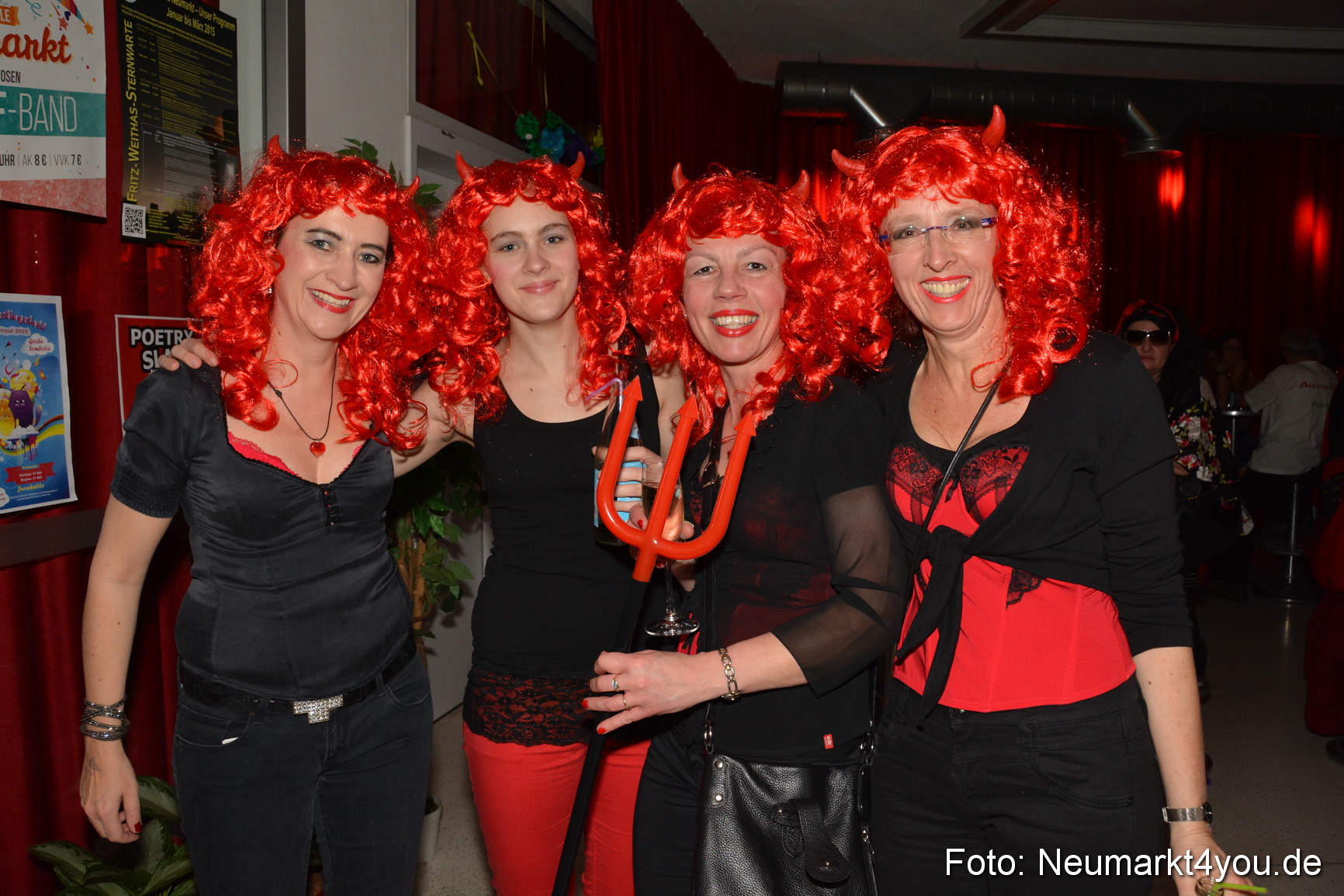 Weiberfasching Neumarkt 120215 0062