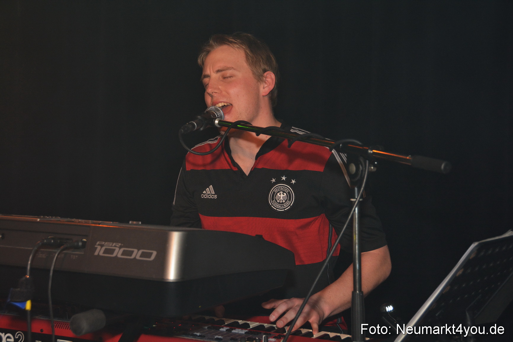 Weiberfasching Neumarkt 120215 0069