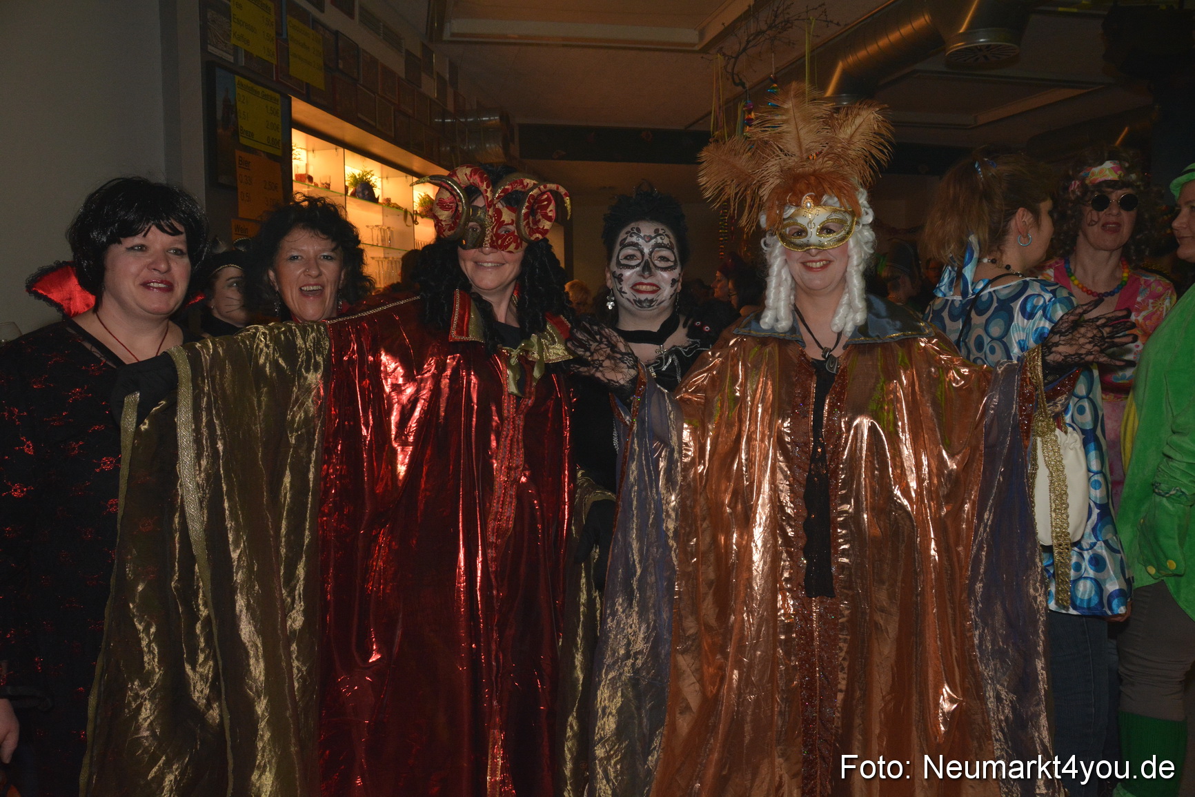 Weiberfasching Neumarkt 120215 0072