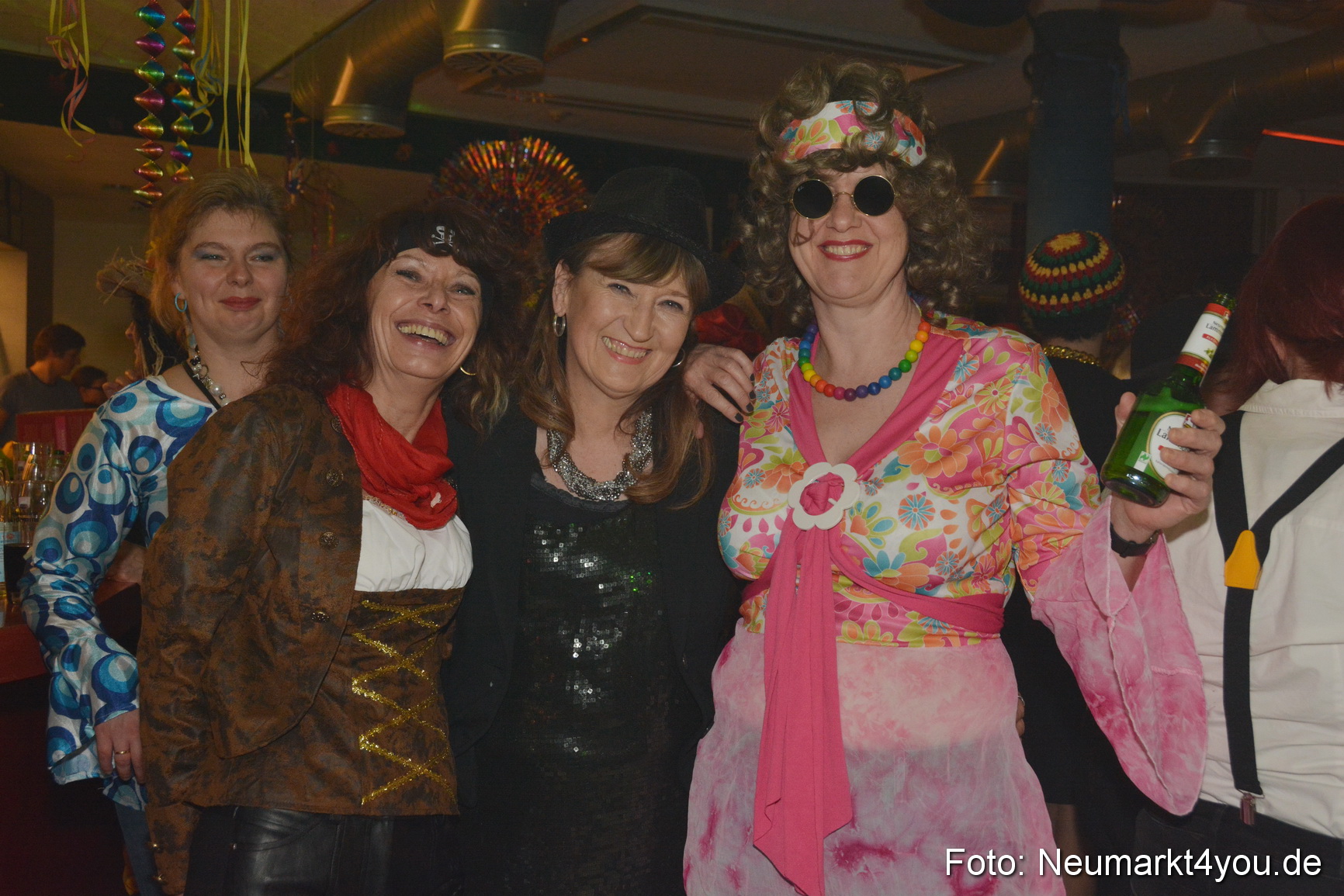 Weiberfasching Neumarkt 120215 0074