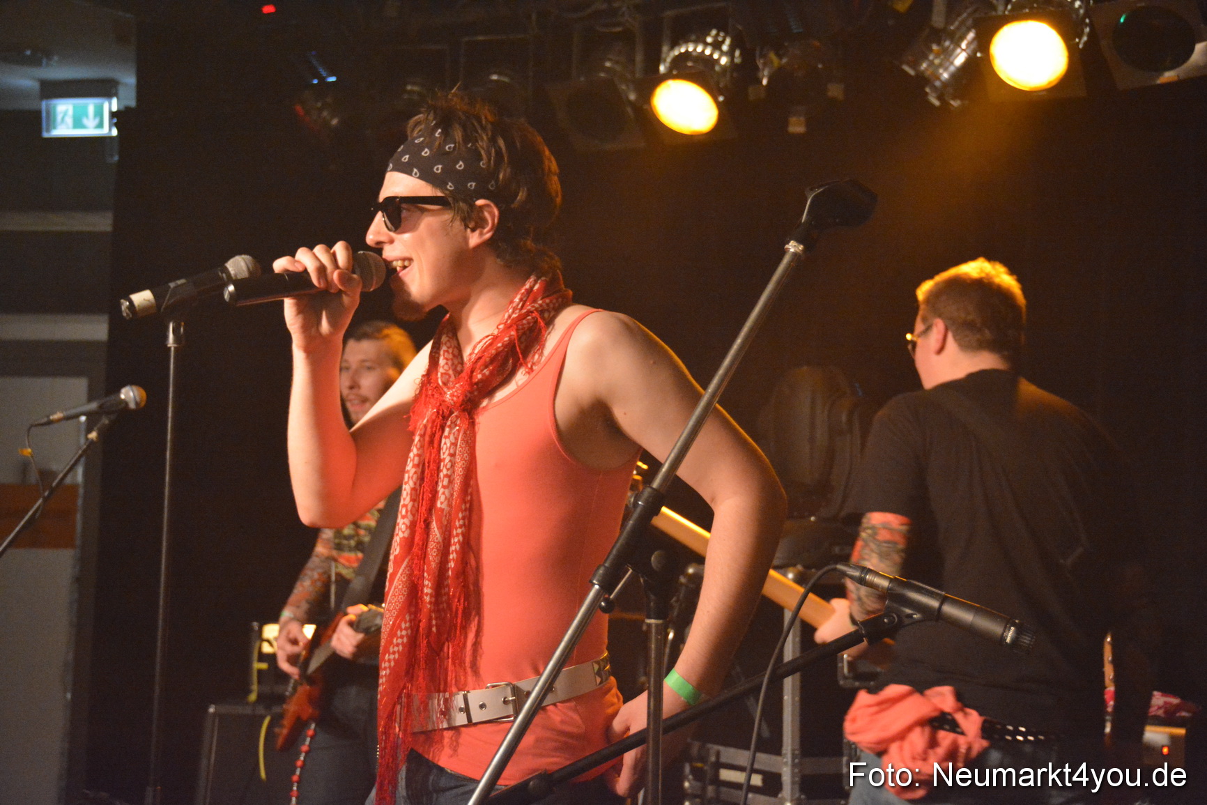 Weiberfasching Neumarkt 120215 0075