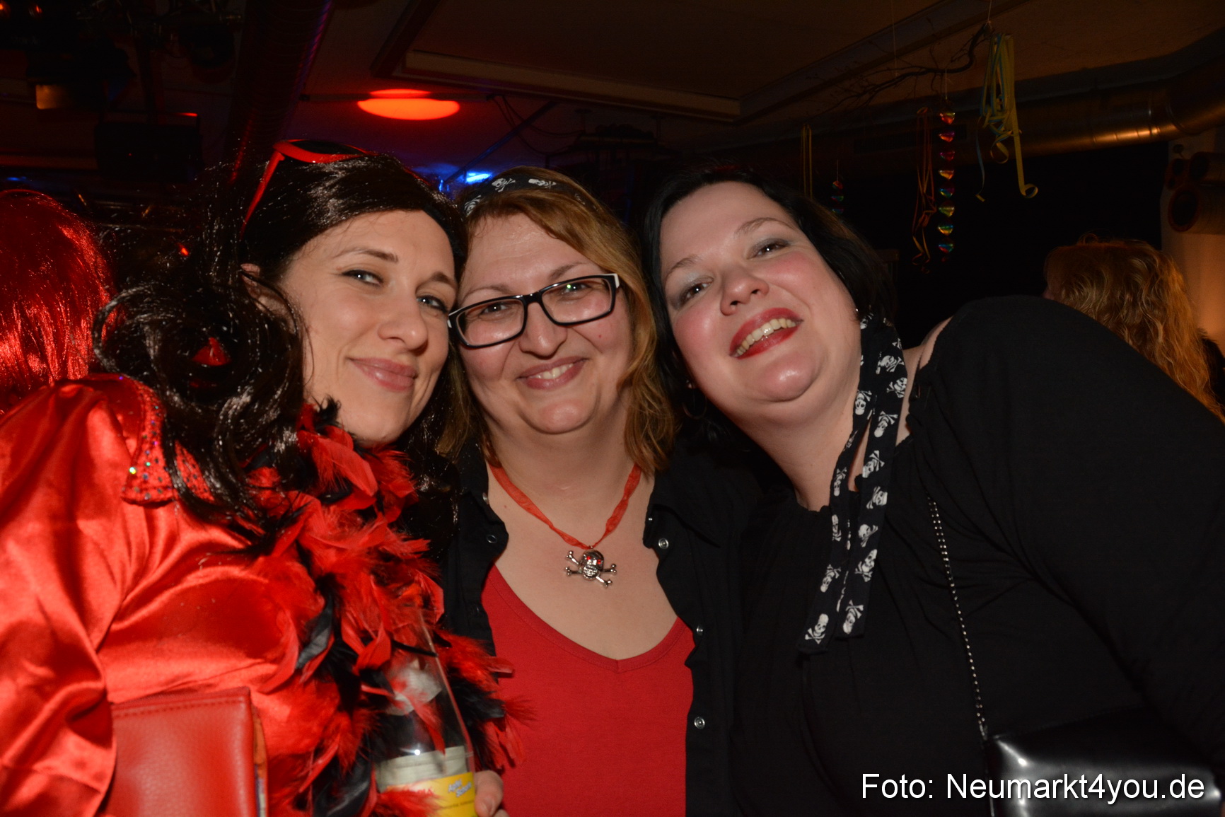 Weiberfasching Neumarkt 120215 0113