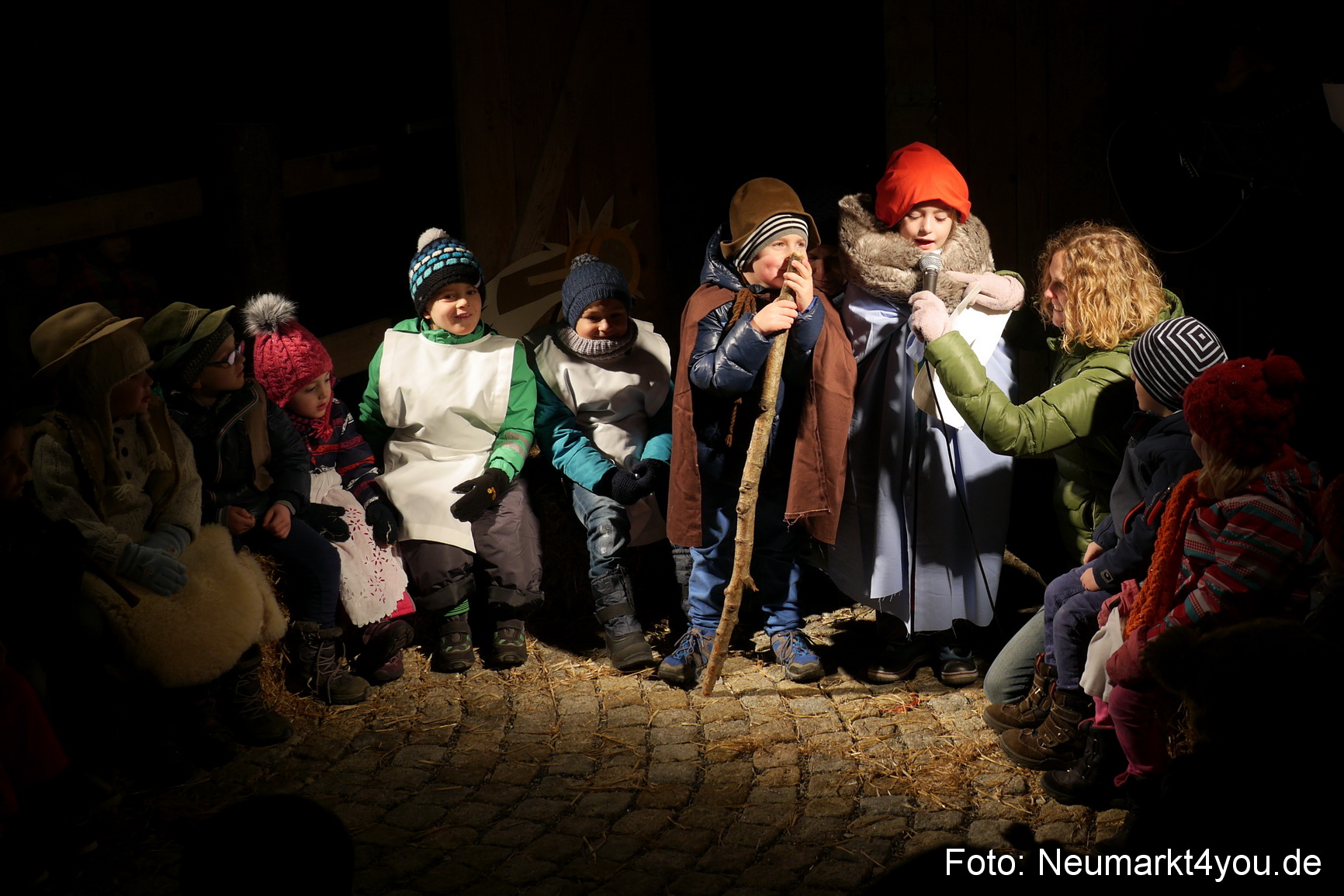 Weihnachten In Neumarkt Krippenspiel 2015