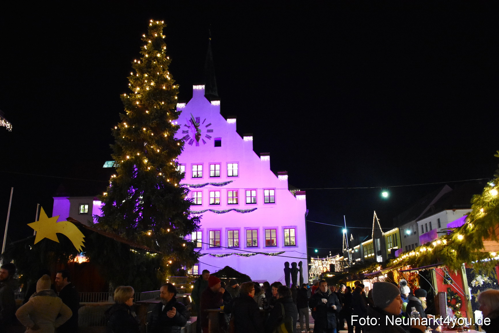 Weihnachtsmarkt Neumarkt 2015 0009