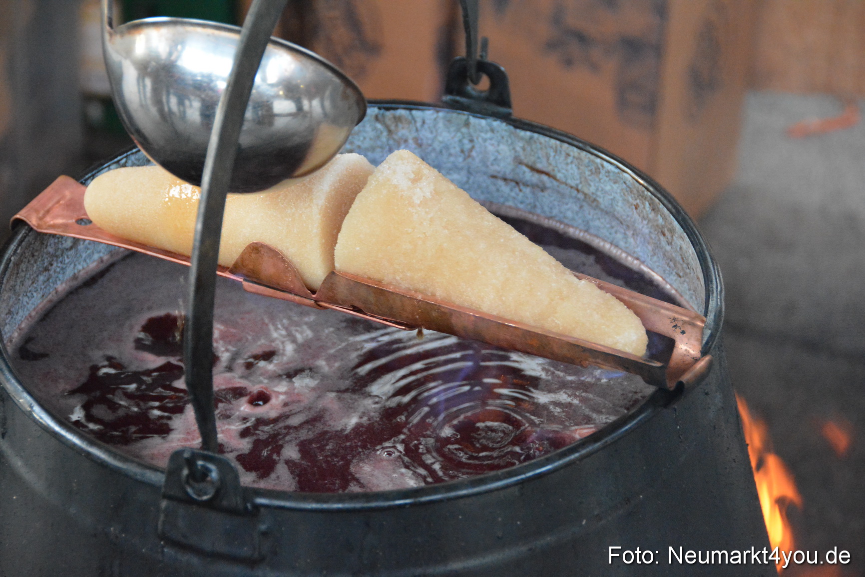 Weihnachtsmarkt Neumarkt 2015 0039